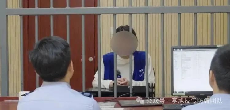 见女网友一顿饭花了3000多元 30余人遭遇“酒托诈骗”5天蚀财10万(3)