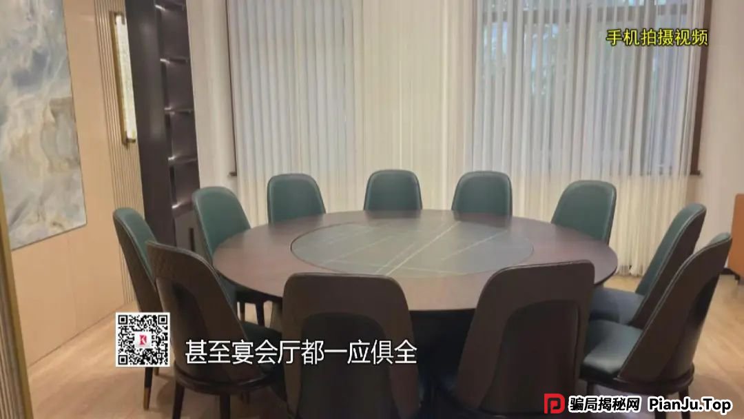 太炸裂了！沪一家庭主妇甩掉前夫，花费上亿包养小10岁新老公...(4)